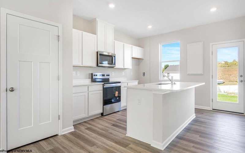 9 Erow Street, White Hall, West Virginia 26554, 3 Bedrooms Bedrooms, 5 Rooms Rooms,2 BathroomsBathrooms,Single Family Attached,For Sale,Erow,10162454 9 Erow Street, White Hall, West Virginia 26554, 3 Bedrooms Bedrooms, 5 Rooms Rooms,2 BathroomsBathrooms,Single Family Attached,For Sale,Erow,10162454