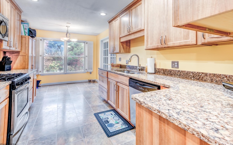 108 Village Crest Drive, Morgantown, West Virginia 26508, 4 Bedrooms Bedrooms, 9 Rooms Rooms,3 BathroomsBathrooms,Single Family Detached,For Sale,Village Crest,10162466 108 Village Crest Drive, Morgantown, West Virginia 26508, 4 Bedrooms Bedrooms, 9 Rooms Rooms,3 BathroomsBathrooms,Single Family Detached,For Sale,Village Crest,10162466