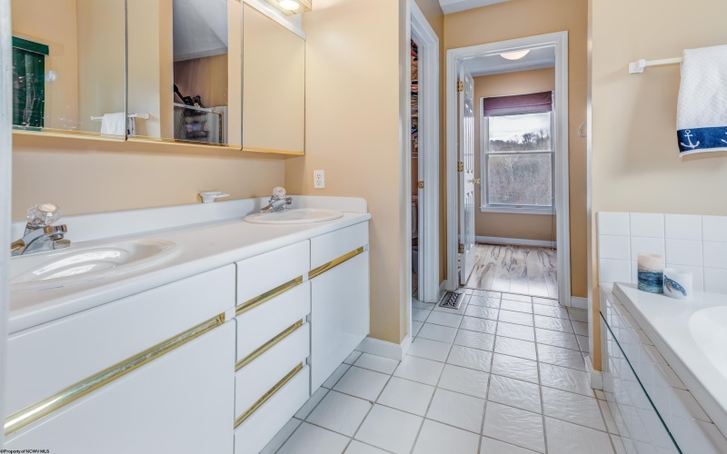 108 Village Crest Drive, Morgantown, West Virginia 26508, 4 Bedrooms Bedrooms, 9 Rooms Rooms,3 BathroomsBathrooms,Single Family Detached,For Sale,Village Crest,10162466 108 Village Crest Drive, Morgantown, West Virginia 26508, 4 Bedrooms Bedrooms, 9 Rooms Rooms,3 BathroomsBathrooms,Single Family Detached,For Sale,Village Crest,10162466