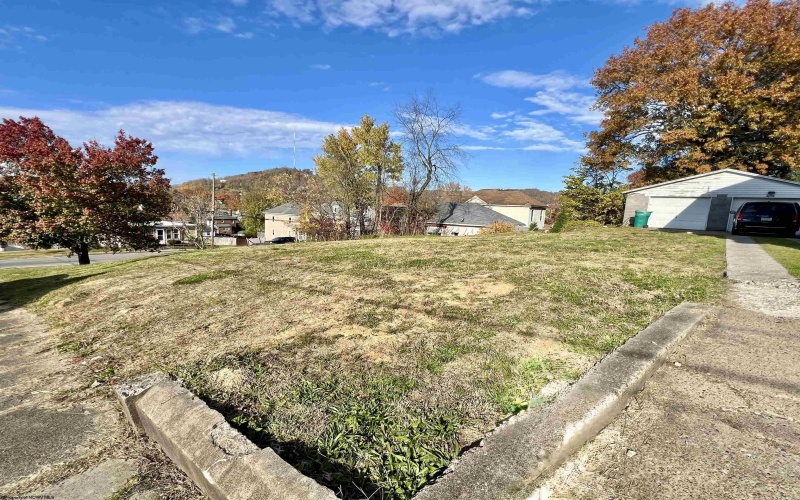308 Point Street, Clarksburg, West Virginia 26301, ,Lots/land,For Sale,Point,10162462 308 Point Street, Clarksburg, West Virginia 26301, ,Lots/land,For Sale,Point,10162462
