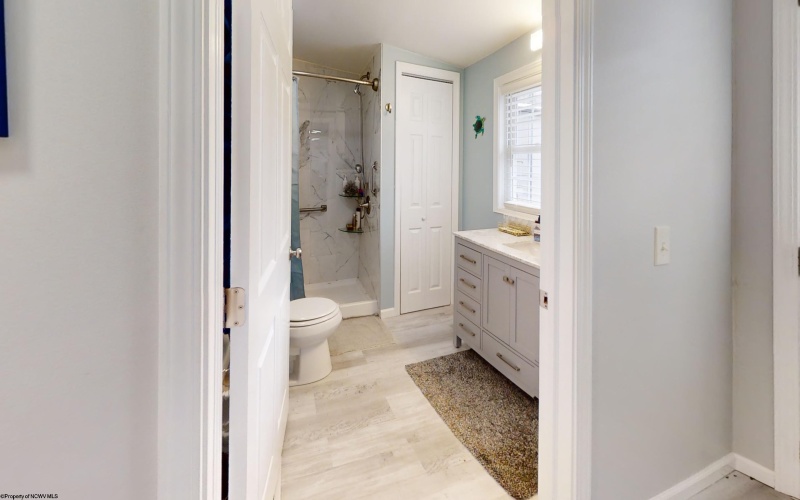 403 Thomas Avenue, Nutter Fort, West Virginia 26301, 2 Bedrooms Bedrooms, 6 Rooms Rooms,1 BathroomBathrooms,Single Family Detached,For Sale,Thomas,10162463 403 Thomas Avenue, Nutter Fort, West Virginia 26301, 2 Bedrooms Bedrooms, 6 Rooms Rooms,1 BathroomBathrooms,Single Family Detached,For Sale,Thomas,10162463