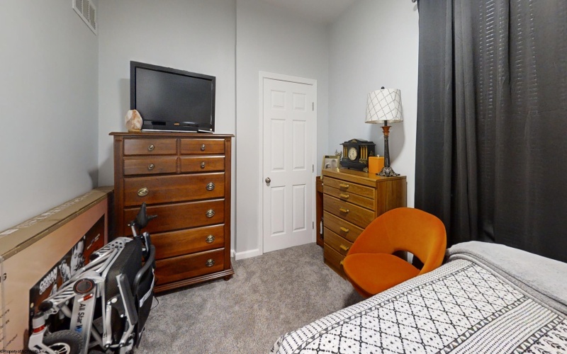 403 Thomas Avenue, Nutter Fort, West Virginia 26301, 2 Bedrooms Bedrooms, 6 Rooms Rooms,1 BathroomBathrooms,Single Family Detached,For Sale,Thomas,10162463 403 Thomas Avenue, Nutter Fort, West Virginia 26301, 2 Bedrooms Bedrooms, 6 Rooms Rooms,1 BathroomBathrooms,Single Family Detached,For Sale,Thomas,10162463