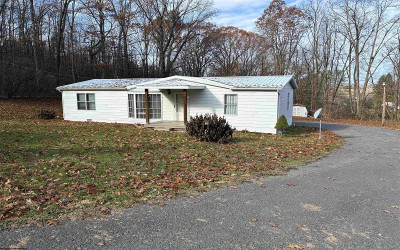 15 Roosevelt Drive, Reedsville, West Virginia 26520, 3 Bedrooms Bedrooms, 7 Rooms Rooms,2 BathroomsBathrooms,Single Family Detached,For Sale,Roosevelt,10162486 15 Roosevelt Drive, Reedsville, West Virginia 26520, 3 Bedrooms Bedrooms, 7 Rooms Rooms,2 BathroomsBathrooms,Single Family Detached,For Sale,Roosevelt,10162486