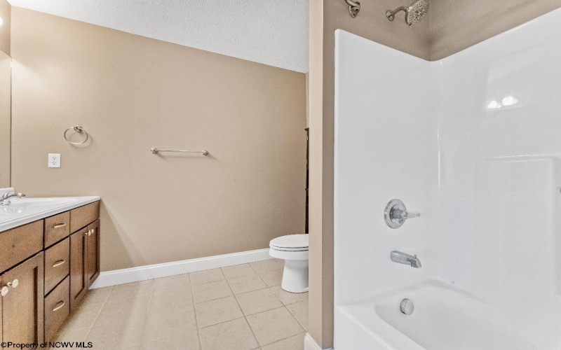 124 Kaustin Drive, Morgantown, West Virginia 26501, 3 Bedrooms Bedrooms, 8 Rooms Rooms,3 BathroomsBathrooms,Single Family Attached,For Sale,Kaustin,10162477 124 Kaustin Drive, Morgantown, West Virginia 26501, 3 Bedrooms Bedrooms, 8 Rooms Rooms,3 BathroomsBathrooms,Single Family Attached,For Sale,Kaustin,10162477