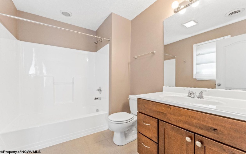 124 Kaustin Drive, Morgantown, West Virginia 26501, 3 Bedrooms Bedrooms, 8 Rooms Rooms,3 BathroomsBathrooms,Single Family Attached,For Sale,Kaustin,10162477 124 Kaustin Drive, Morgantown, West Virginia 26501, 3 Bedrooms Bedrooms, 8 Rooms Rooms,3 BathroomsBathrooms,Single Family Attached,For Sale,Kaustin,10162477