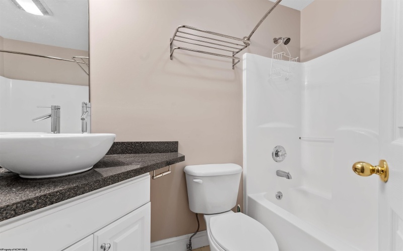 898 Ashton Place, Morgantown, West Virginia 26508, 3 Bedrooms Bedrooms, 6 Rooms Rooms,2 BathroomsBathrooms,Single Family Attached,For Sale,Ashton,10162482 898 Ashton Place, Morgantown, West Virginia 26508, 3 Bedrooms Bedrooms, 6 Rooms Rooms,2 BathroomsBathrooms,Single Family Attached,For Sale,Ashton,10162482