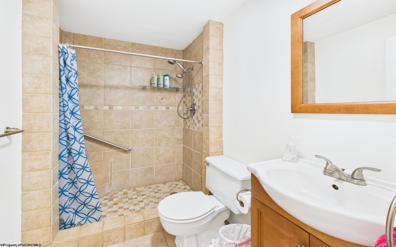 3819 Saltwell Road, Bridgeport, West Virginia 26330, 3 Bedrooms Bedrooms, 9 Rooms Rooms,3 BathroomsBathrooms,Single Family Detached,For Sale,Saltwell,10162483 3819 Saltwell Road, Bridgeport, West Virginia 26330, 3 Bedrooms Bedrooms, 9 Rooms Rooms,3 BathroomsBathrooms,Single Family Detached,For Sale,Saltwell,10162483