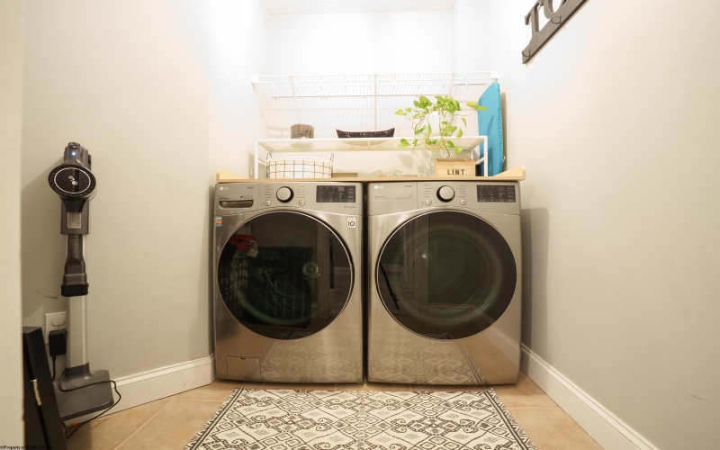 1058 Autumn Avenue, Morgantown, West Virginia 26508, 4 Bedrooms Bedrooms, 9 Rooms Rooms,3 BathroomsBathrooms,Single Family Detached,For Sale,Autumn,10162481 1058 Autumn Avenue, Morgantown, West Virginia 26508, 4 Bedrooms Bedrooms, 9 Rooms Rooms,3 BathroomsBathrooms,Single Family Detached,For Sale,Autumn,10162481