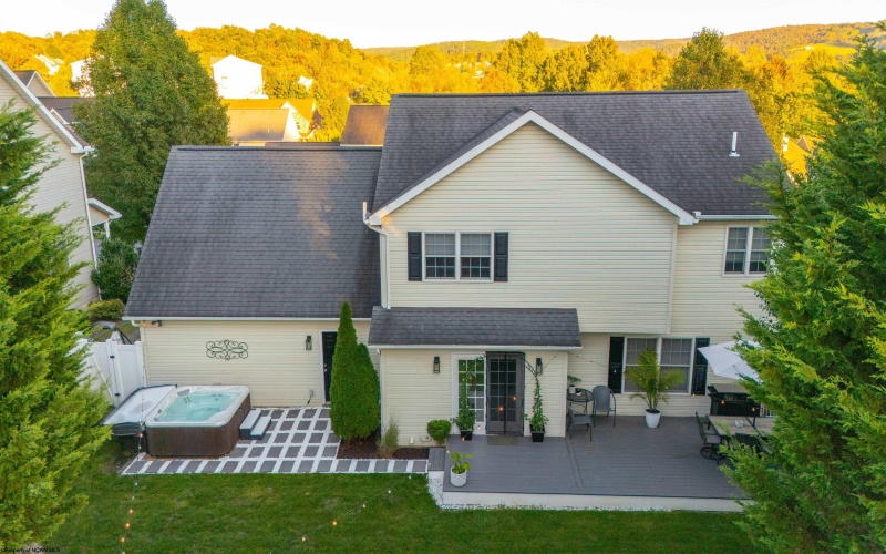 1058 Autumn Avenue, Morgantown, West Virginia 26508, 4 Bedrooms Bedrooms, 9 Rooms Rooms,3 BathroomsBathrooms,Single Family Detached,For Sale,Autumn,10162481 1058 Autumn Avenue, Morgantown, West Virginia 26508, 4 Bedrooms Bedrooms, 9 Rooms Rooms,3 BathroomsBathrooms,Single Family Detached,For Sale,Autumn,10162481