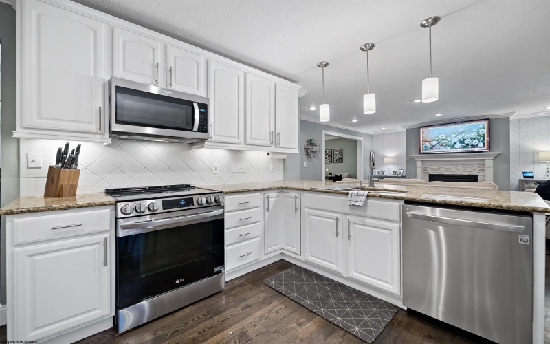 1058 Autumn Avenue, Morgantown, West Virginia 26508, 4 Bedrooms Bedrooms, 9 Rooms Rooms,3 BathroomsBathrooms,Single Family Detached,For Sale,Autumn,10162481 1058 Autumn Avenue, Morgantown, West Virginia 26508, 4 Bedrooms Bedrooms, 9 Rooms Rooms,3 BathroomsBathrooms,Single Family Detached,For Sale,Autumn,10162481