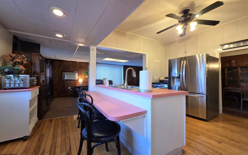 414 Maple Avenue, Fairmont, West Virginia 26554, 2 Bedrooms Bedrooms, 6 Rooms Rooms,2 BathroomsBathrooms,Single Family Detached,For Sale,Maple,10162476 414 Maple Avenue, Fairmont, West Virginia 26554, 2 Bedrooms Bedrooms, 6 Rooms Rooms,2 BathroomsBathrooms,Single Family Detached,For Sale,Maple,10162476