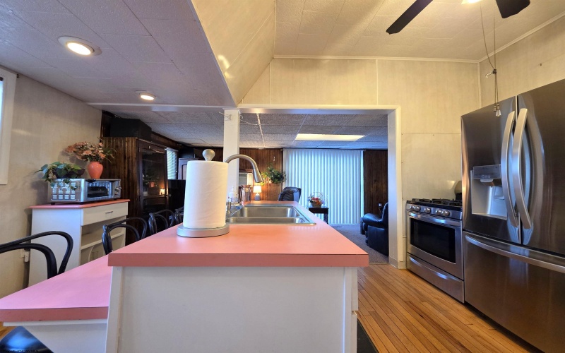 414 Maple Avenue, Fairmont, West Virginia 26554, 2 Bedrooms Bedrooms, 6 Rooms Rooms,2 BathroomsBathrooms,Single Family Detached,For Sale,Maple,10162476 414 Maple Avenue, Fairmont, West Virginia 26554, 2 Bedrooms Bedrooms, 6 Rooms Rooms,2 BathroomsBathrooms,Single Family Detached,For Sale,Maple,10162476