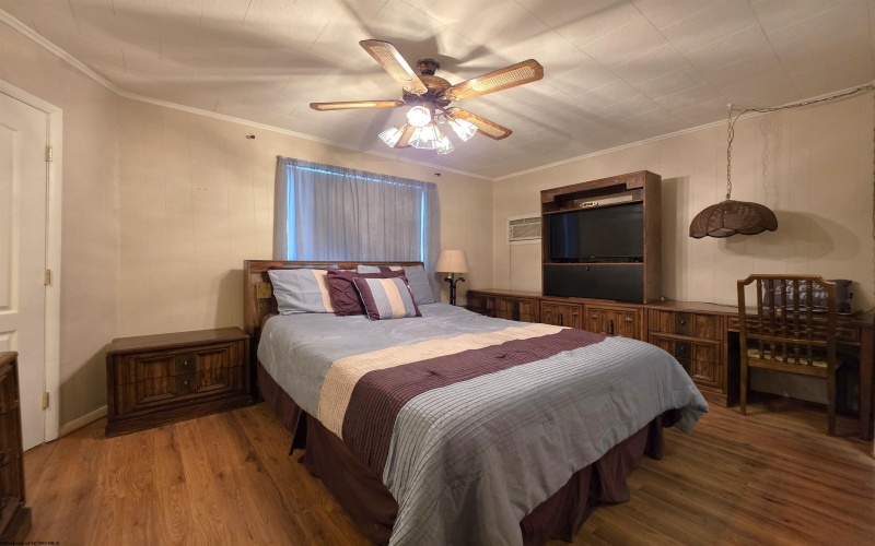 414 Maple Avenue, Fairmont, West Virginia 26554, 2 Bedrooms Bedrooms, 6 Rooms Rooms,2 BathroomsBathrooms,Single Family Detached,For Sale,Maple,10162476 414 Maple Avenue, Fairmont, West Virginia 26554, 2 Bedrooms Bedrooms, 6 Rooms Rooms,2 BathroomsBathrooms,Single Family Detached,For Sale,Maple,10162476