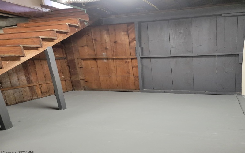 1310 Adams Avenue, Clarksburg, West Virginia 26301, 3 Bedrooms Bedrooms, 6 Rooms Rooms,1 BathroomBathrooms,Single Family Detached,For Sale,Adams,10162471 1310 Adams Avenue, Clarksburg, West Virginia 26301, 3 Bedrooms Bedrooms, 6 Rooms Rooms,1 BathroomBathrooms,Single Family Detached,For Sale,Adams,10162471