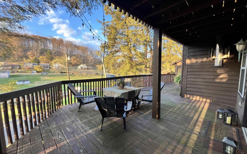 2146 lake Floyd Circle, Bristol, West Virginia 26426, 5 Bedrooms Bedrooms, 13 Rooms Rooms,3 BathroomsBathrooms,Single Family Detached,For Sale,lake Floyd,10162475 2146 lake Floyd Circle, Bristol, West Virginia 26426, 5 Bedrooms Bedrooms, 13 Rooms Rooms,3 BathroomsBathrooms,Single Family Detached,For Sale,lake Floyd,10162475