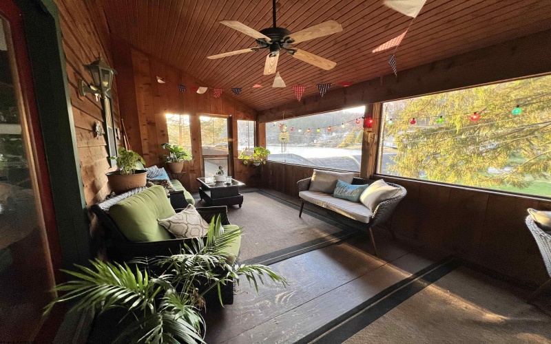 2146 lake Floyd Circle, Bristol, West Virginia 26426, 5 Bedrooms Bedrooms, 13 Rooms Rooms,3 BathroomsBathrooms,Single Family Detached,For Sale,lake Floyd,10162475 2146 lake Floyd Circle, Bristol, West Virginia 26426, 5 Bedrooms Bedrooms, 13 Rooms Rooms,3 BathroomsBathrooms,Single Family Detached,For Sale,lake Floyd,10162475