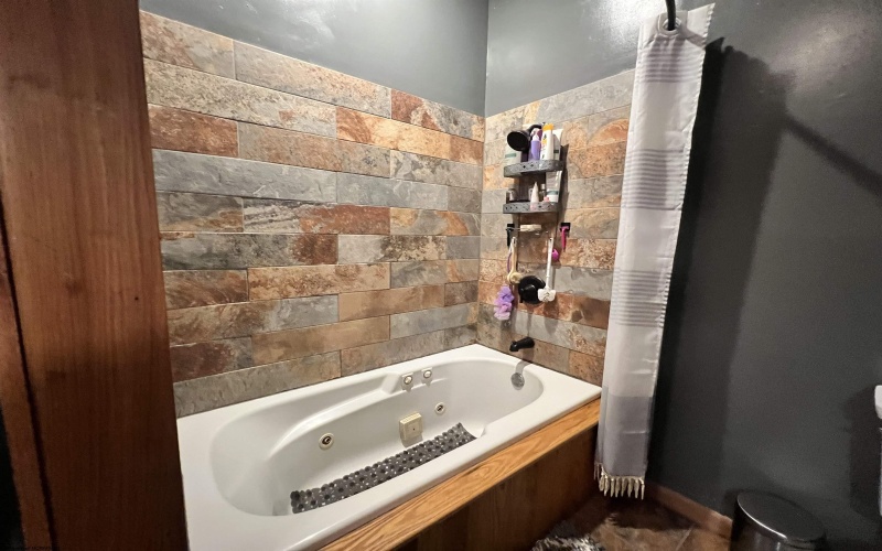 2146 lake Floyd Circle, Bristol, West Virginia 26426, 5 Bedrooms Bedrooms, 13 Rooms Rooms,3 BathroomsBathrooms,Single Family Detached,For Sale,lake Floyd,10162475 2146 lake Floyd Circle, Bristol, West Virginia 26426, 5 Bedrooms Bedrooms, 13 Rooms Rooms,3 BathroomsBathrooms,Single Family Detached,For Sale,lake Floyd,10162475