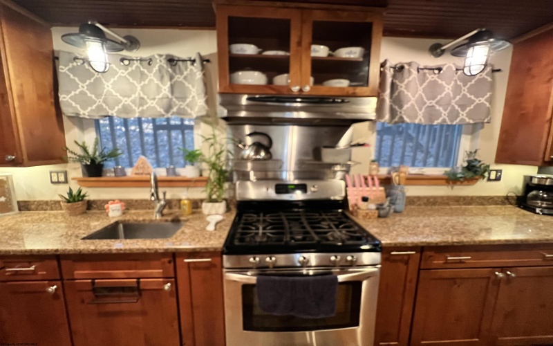 2146 lake Floyd Circle, Bristol, West Virginia 26426, 5 Bedrooms Bedrooms, 13 Rooms Rooms,3 BathroomsBathrooms,Single Family Detached,For Sale,lake Floyd,10162475 2146 lake Floyd Circle, Bristol, West Virginia 26426, 5 Bedrooms Bedrooms, 13 Rooms Rooms,3 BathroomsBathrooms,Single Family Detached,For Sale,lake Floyd,10162475