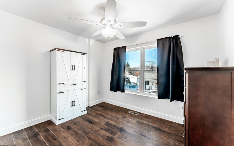 404 Lee Street, Fairmont, West Virginia 26554, 3 Bedrooms Bedrooms, 7 Rooms Rooms,3 BathroomsBathrooms,Single Family Detached,For Sale,Lee,10162469 404 Lee Street, Fairmont, West Virginia 26554, 3 Bedrooms Bedrooms, 7 Rooms Rooms,3 BathroomsBathrooms,Single Family Detached,For Sale,Lee,10162469