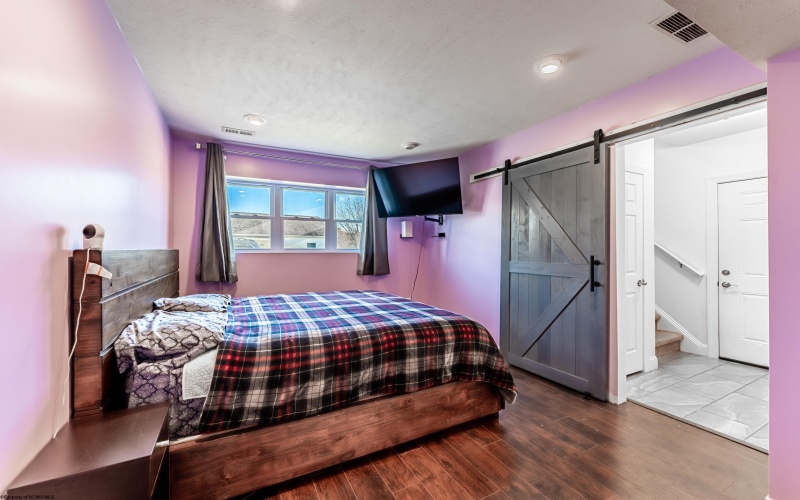 404 Lee Street, Fairmont, West Virginia 26554, 3 Bedrooms Bedrooms, 7 Rooms Rooms,3 BathroomsBathrooms,Single Family Detached,For Sale,Lee,10162469 404 Lee Street, Fairmont, West Virginia 26554, 3 Bedrooms Bedrooms, 7 Rooms Rooms,3 BathroomsBathrooms,Single Family Detached,For Sale,Lee,10162469