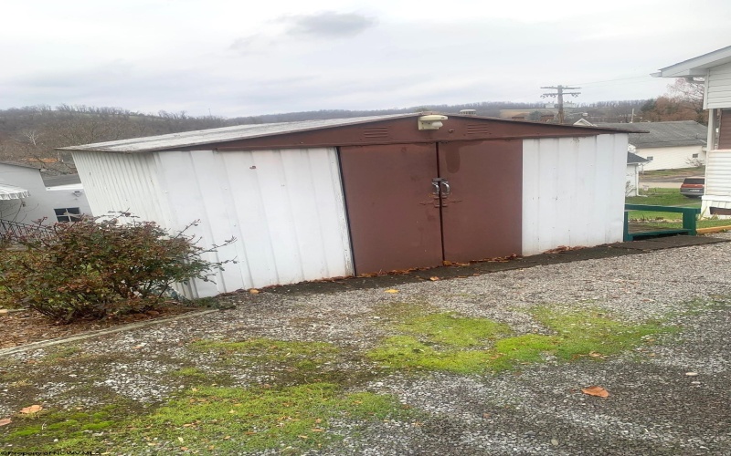 89 Station Street, Shinnston, West Virginia 26431, 2 Bedrooms Bedrooms, 7 Rooms Rooms,2 BathroomsBathrooms,Single Family Detached,For Sale,Station,10162474