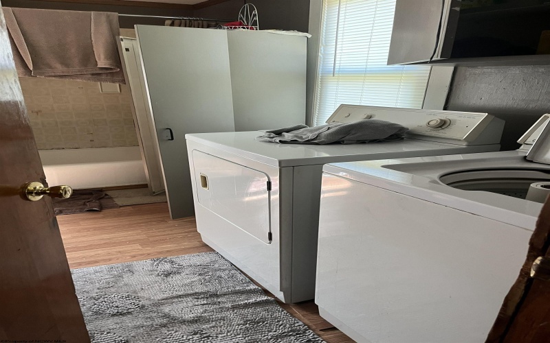 Rt 12 Pigott Street, Shinnston, West Virginia 26431, 2 Bedrooms Bedrooms, 4 Rooms Rooms,1 BathroomBathrooms,Single Family Detached,For Sale,Pigott,10162491 Rt 12 Pigott Street, Shinnston, West Virginia 26431, 2 Bedrooms Bedrooms, 4 Rooms Rooms,1 BathroomBathrooms,Single Family Detached,For Sale,Pigott,10162491