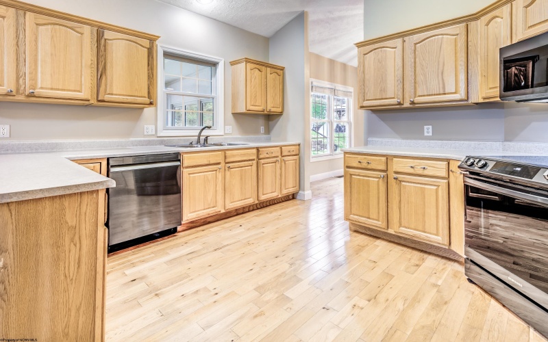 1307 Jamestowne Drive, Morgantown, West Virginia 26508, 3 Bedrooms Bedrooms, 10 Rooms Rooms,2 BathroomsBathrooms,Single Family Detached,For Sale,Jamestowne,10162493 1307 Jamestowne Drive, Morgantown, West Virginia 26508, 3 Bedrooms Bedrooms, 10 Rooms Rooms,2 BathroomsBathrooms,Single Family Detached,For Sale,Jamestowne,10162493