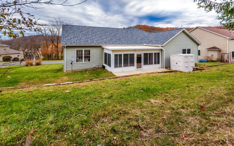 1307 Jamestowne Drive, Morgantown, West Virginia 26508, 3 Bedrooms Bedrooms, 10 Rooms Rooms,2 BathroomsBathrooms,Single Family Detached,For Sale,Jamestowne,10162493 1307 Jamestowne Drive, Morgantown, West Virginia 26508, 3 Bedrooms Bedrooms, 10 Rooms Rooms,2 BathroomsBathrooms,Single Family Detached,For Sale,Jamestowne,10162493