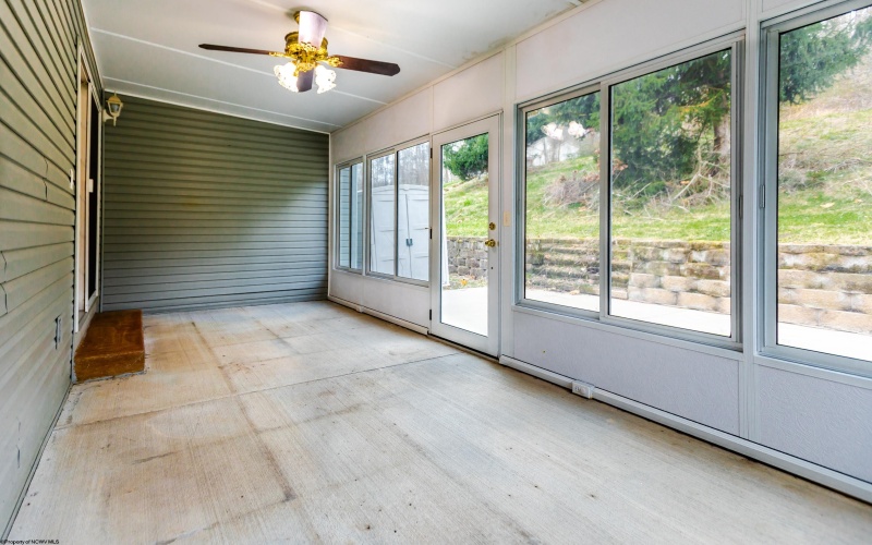 1307 Jamestowne Drive, Morgantown, West Virginia 26508, 3 Bedrooms Bedrooms, 10 Rooms Rooms,2 BathroomsBathrooms,Single Family Detached,For Sale,Jamestowne,10162493 1307 Jamestowne Drive, Morgantown, West Virginia 26508, 3 Bedrooms Bedrooms, 10 Rooms Rooms,2 BathroomsBathrooms,Single Family Detached,For Sale,Jamestowne,10162493