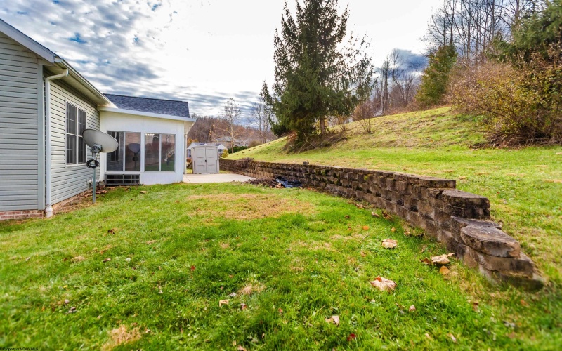 1307 Jamestowne Drive, Morgantown, West Virginia 26508, 3 Bedrooms Bedrooms, 10 Rooms Rooms,2 BathroomsBathrooms,Single Family Detached,For Sale,Jamestowne,10162493 1307 Jamestowne Drive, Morgantown, West Virginia 26508, 3 Bedrooms Bedrooms, 10 Rooms Rooms,2 BathroomsBathrooms,Single Family Detached,For Sale,Jamestowne,10162493