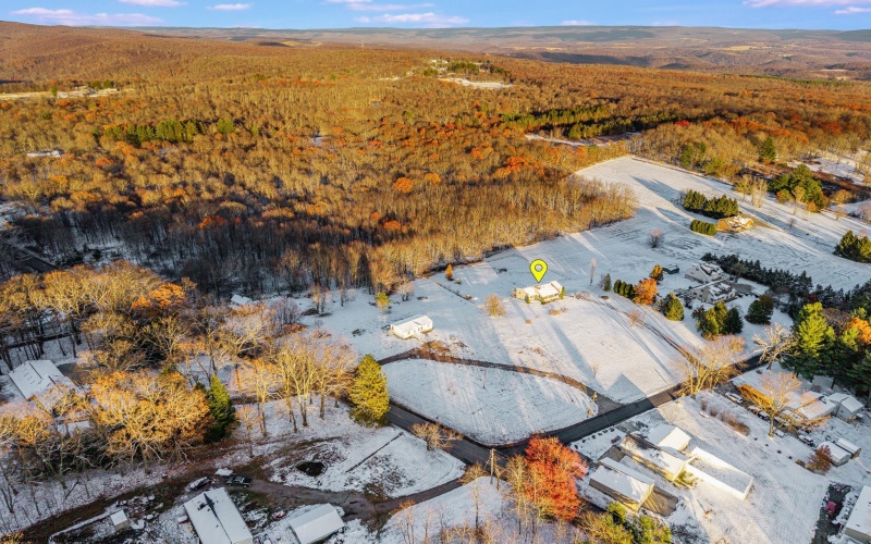 516 Braddock Road, Markleysburg, Pennsylvania 15459, 3 Bedrooms Bedrooms, 6 Rooms Rooms,3 BathroomsBathrooms,Single Family Detached,For Sale,Braddock,10162497