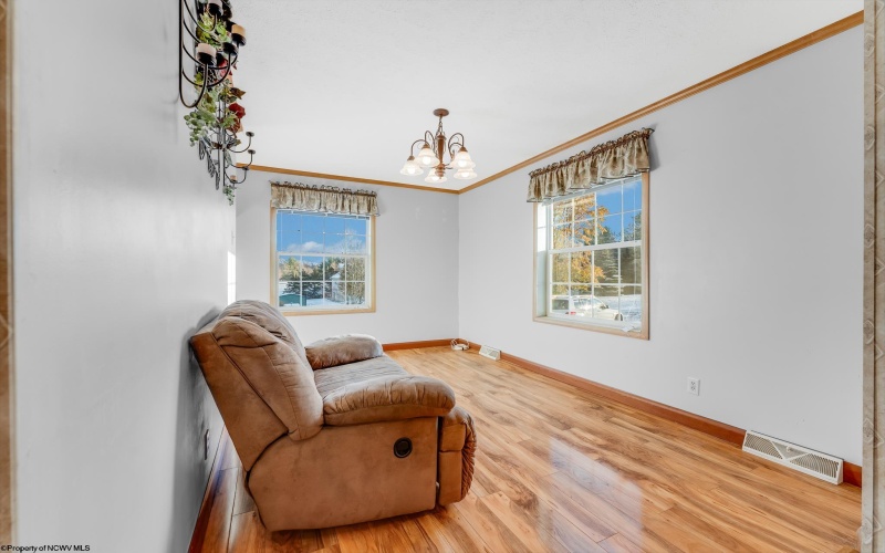 516 Braddock Road, Markleysburg, Pennsylvania 15459, 3 Bedrooms Bedrooms, 6 Rooms Rooms,3 BathroomsBathrooms,Single Family Detached,For Sale,Braddock,10162497