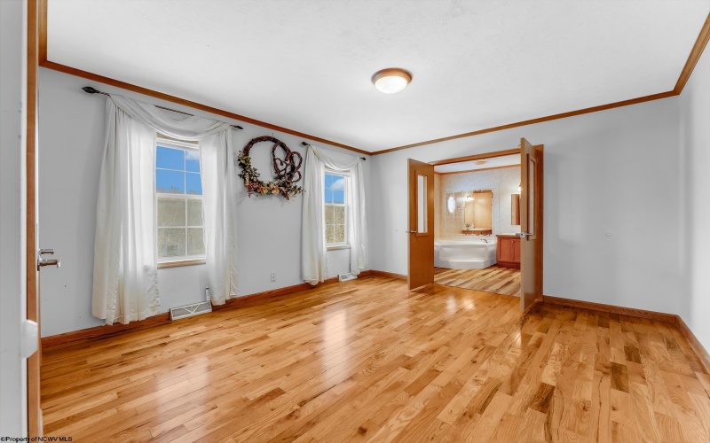 516 Braddock Road, Markleysburg, Pennsylvania 15459, 3 Bedrooms Bedrooms, 6 Rooms Rooms,3 BathroomsBathrooms,Single Family Detached,For Sale,Braddock,10162497