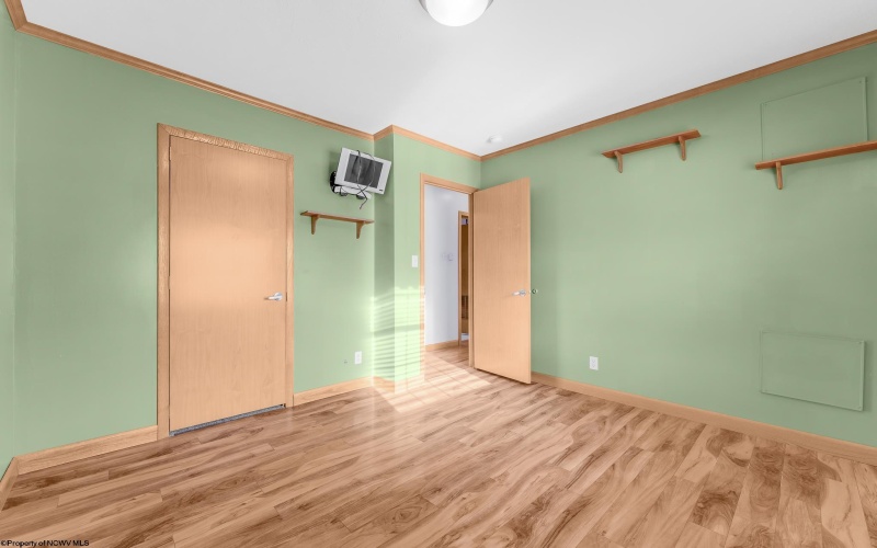 516 Braddock Road, Markleysburg, Pennsylvania 15459, 3 Bedrooms Bedrooms, 6 Rooms Rooms,3 BathroomsBathrooms,Single Family Detached,For Sale,Braddock,10162497