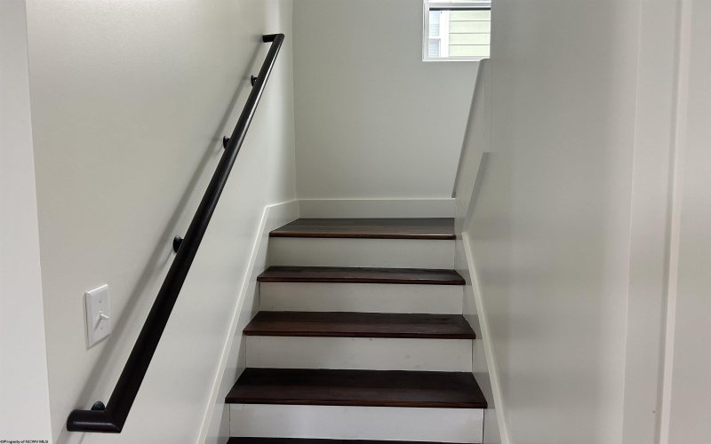 636 Madison Avenue, Morgantown, West Virginia 26501, 4 Bedrooms Bedrooms, 7 Rooms Rooms,2 BathroomsBathrooms,Single Family Detached,For Sale,Madison,10162498