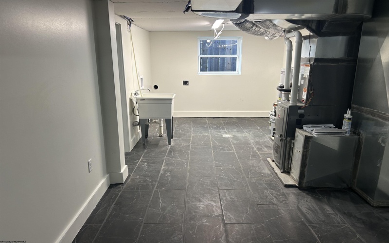 636 Madison Avenue, Morgantown, West Virginia 26501, 4 Bedrooms Bedrooms, 7 Rooms Rooms,2 BathroomsBathrooms,Single Family Detached,For Sale,Madison,10162498