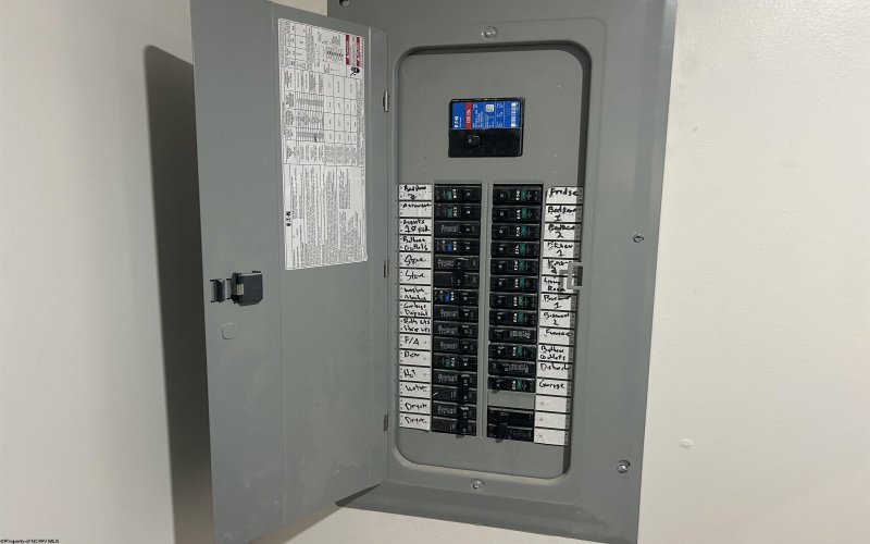 636 Madison Avenue, Morgantown, West Virginia 26501, 4 Bedrooms Bedrooms, 7 Rooms Rooms,2 BathroomsBathrooms,Single Family Detached,For Sale,Madison,10162498