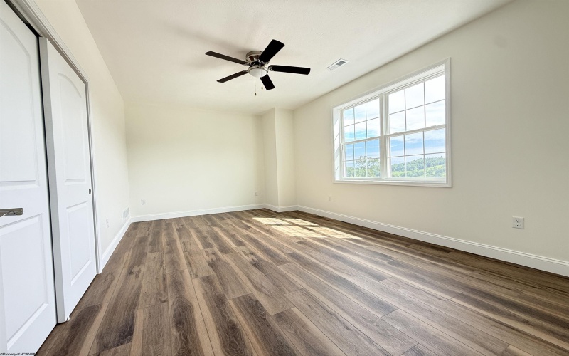 141 Willow Oak Drive, Bridgeport, West Virginia 26330, 3 Bedrooms Bedrooms, 6 Rooms Rooms,3 BathroomsBathrooms,Single Family Attached,For Sale,Willow Oak,10162516