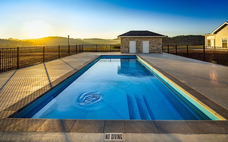 141 Willow Oak Drive, Bridgeport, West Virginia 26330, 3 Bedrooms Bedrooms, 6 Rooms Rooms,3 BathroomsBathrooms,Single Family Attached,For Sale,Willow Oak,10162516