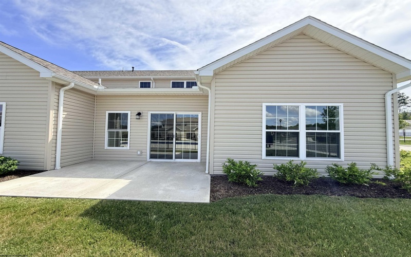 143 Willow Oak Drive, Bridgeport, West Virginia 26330, 3 Bedrooms Bedrooms, 6 Rooms Rooms,3 BathroomsBathrooms,Single Family Attached,For Sale,Willow Oak,10162510