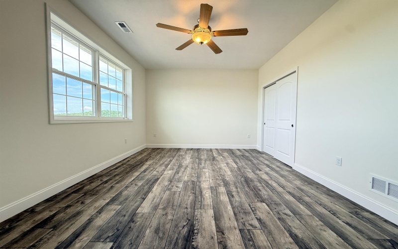 137 Willow Oak Drive, Bridgeport, West Virginia 26330, 3 Bedrooms Bedrooms, 6 Rooms Rooms,3 BathroomsBathrooms,Single Family Attached,For Sale,Willow Oak,10162512