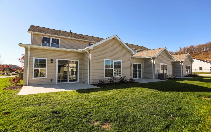 137 Willow Oak Drive, Bridgeport, West Virginia 26330, 3 Bedrooms Bedrooms, 6 Rooms Rooms,3 BathroomsBathrooms,Single Family Attached,For Sale,Willow Oak,10162512