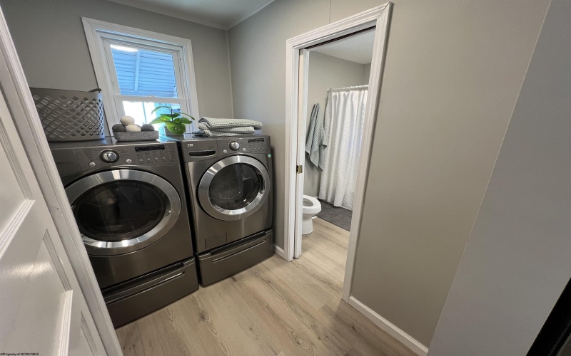 503 Ice Street, Barrackville, West Virginia 26554, 2 Bedrooms Bedrooms, 7 Rooms Rooms,1 BathroomBathrooms,Single Family Detached,For Sale,Ice,10162511 503 Ice Street, Barrackville, West Virginia 26554, 2 Bedrooms Bedrooms, 7 Rooms Rooms,1 BathroomBathrooms,Single Family Detached,For Sale,Ice,10162511