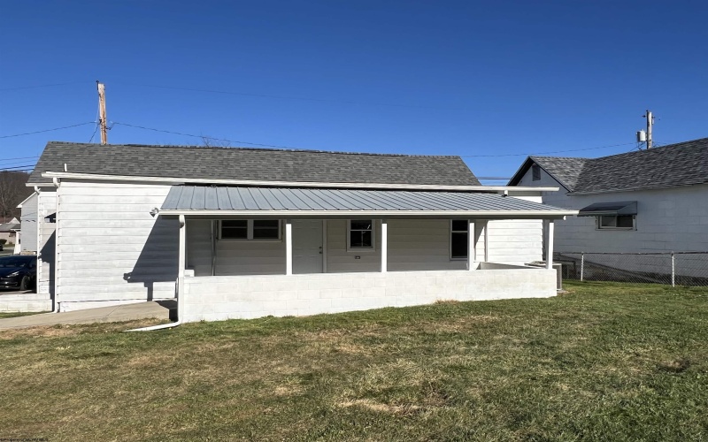 503 Ice Street, Barrackville, West Virginia 26554, 2 Bedrooms Bedrooms, 7 Rooms Rooms,1 BathroomBathrooms,Single Family Detached,For Sale,Ice,10162511 503 Ice Street, Barrackville, West Virginia 26554, 2 Bedrooms Bedrooms, 7 Rooms Rooms,1 BathroomBathrooms,Single Family Detached,For Sale,Ice,10162511