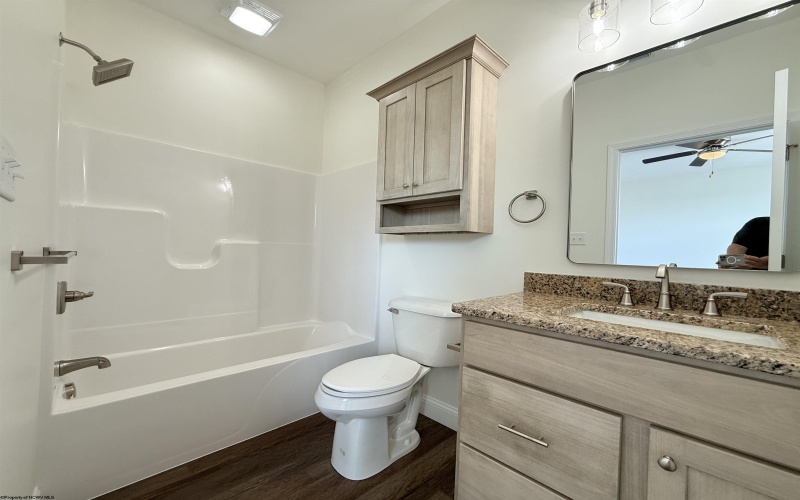 142 Willow Oak Drive, Bridgeport, West Virginia 26330, 3 Bedrooms Bedrooms, 6 Rooms Rooms,3 BathroomsBathrooms,Single Family Attached,For Sale,Willow Oak,0,10162514