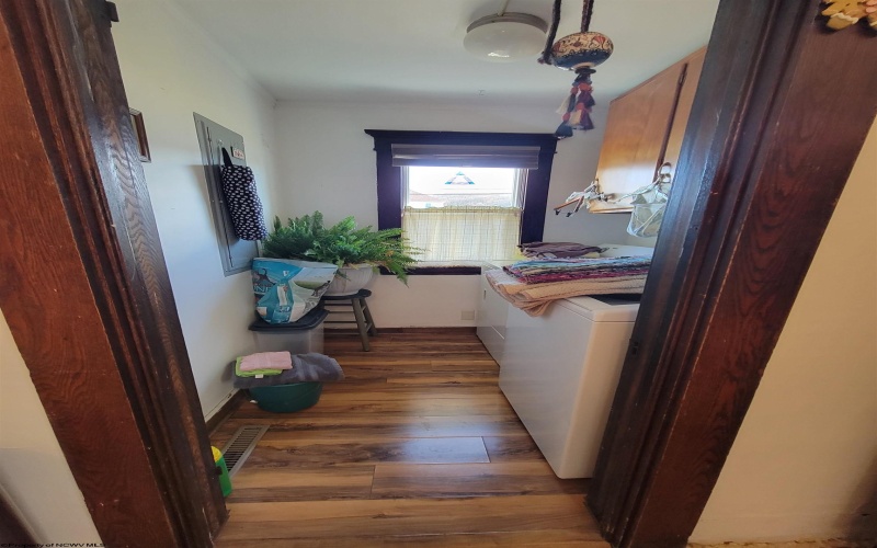 1521 Taylor Avenue, Elkins, West Virginia 26241, 3 Bedrooms Bedrooms, 7 Rooms Rooms,1 BathroomBathrooms,Single Family Detached,For Sale,Taylor,10162509 1521 Taylor Avenue, Elkins, West Virginia 26241, 3 Bedrooms Bedrooms, 7 Rooms Rooms,1 BathroomBathrooms,Single Family Detached,For Sale,Taylor,10162509