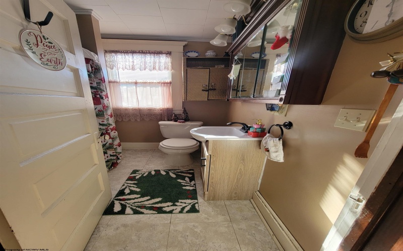 1521 Taylor Avenue, Elkins, West Virginia 26241, 3 Bedrooms Bedrooms, 7 Rooms Rooms,1 BathroomBathrooms,Single Family Detached,For Sale,Taylor,10162509 1521 Taylor Avenue, Elkins, West Virginia 26241, 3 Bedrooms Bedrooms, 7 Rooms Rooms,1 BathroomBathrooms,Single Family Detached,For Sale,Taylor,10162509