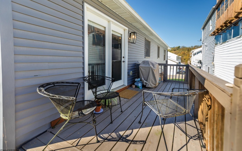 670 Elysian Avenue, Morgantown, West Virginia 26501, 3 Bedrooms Bedrooms, 8 Rooms Rooms,2 BathroomsBathrooms,Single Family Detached,For Sale,Elysian,10162526