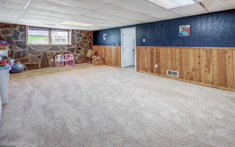 670 Elysian Avenue, Morgantown, West Virginia 26501, 3 Bedrooms Bedrooms, 8 Rooms Rooms,2 BathroomsBathrooms,Single Family Detached,For Sale,Elysian,10162526