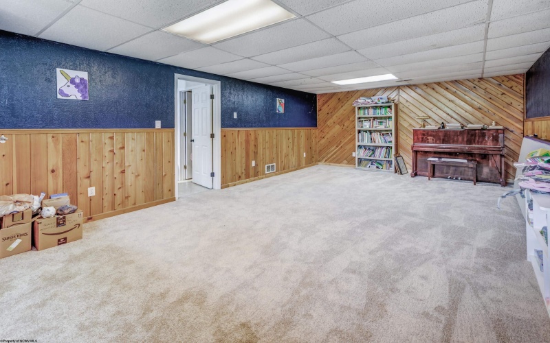 670 Elysian Avenue, Morgantown, West Virginia 26501, 3 Bedrooms Bedrooms, 8 Rooms Rooms,2 BathroomsBathrooms,Single Family Detached,For Sale,Elysian,10162526